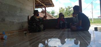 Bangun Kemanunggalan, Satgas TMMD Bojonegoro Komsos Dengan Warga Ngrancang